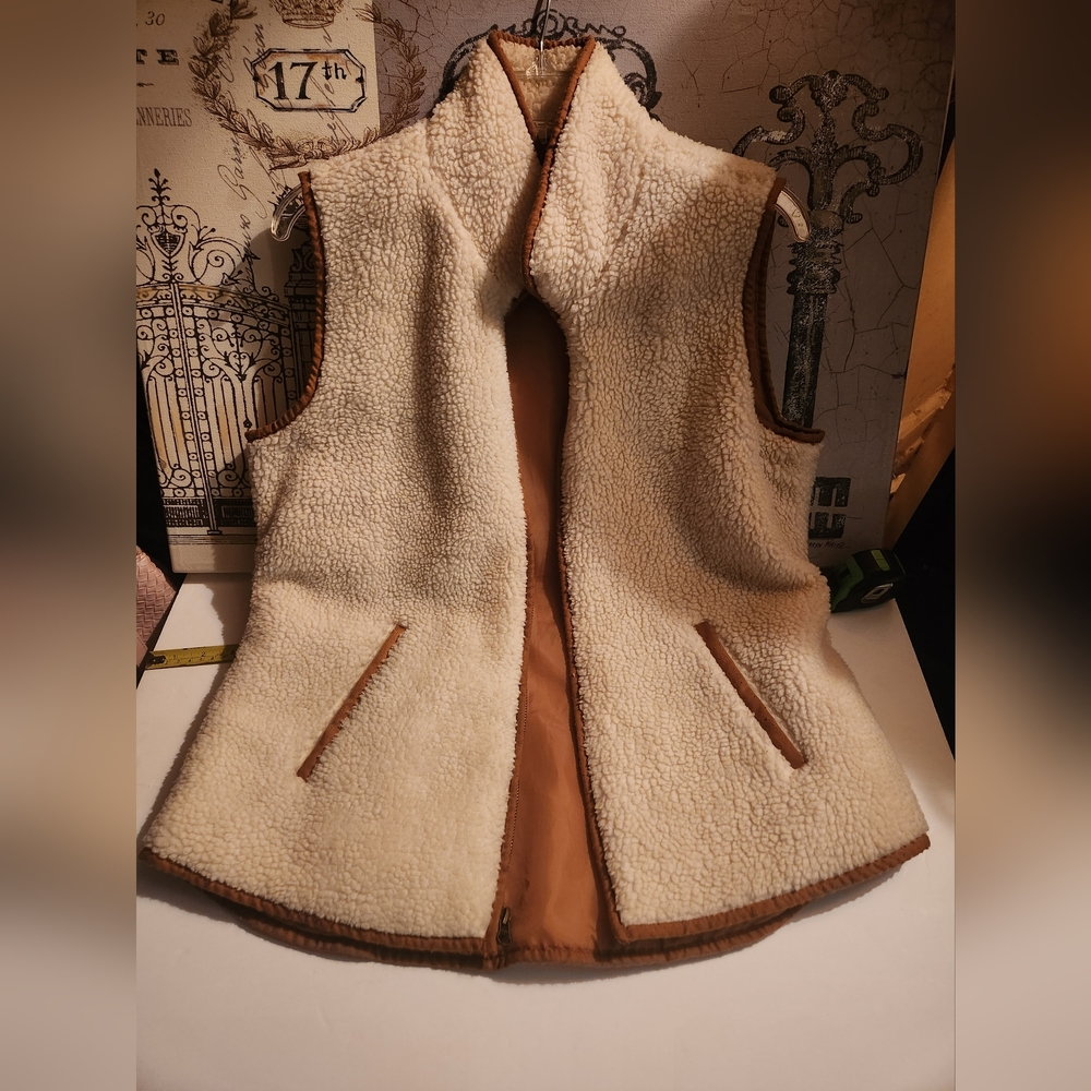 OLD NAVY SHERPA VEST